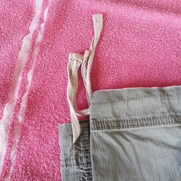 🔵COMFY capris size 10 - Picture 3 of 4